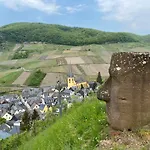 Bei Stenze Inklusive Kostenlosem Regionalem Nahverkehr * Senheim