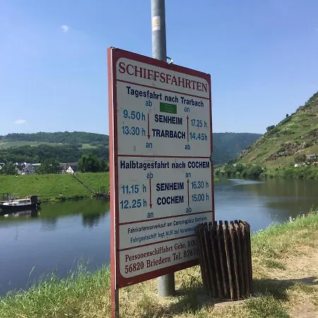 Bei Stenze Inklusive Kostenlosem Regionalem Nahverkehr Lägenhet