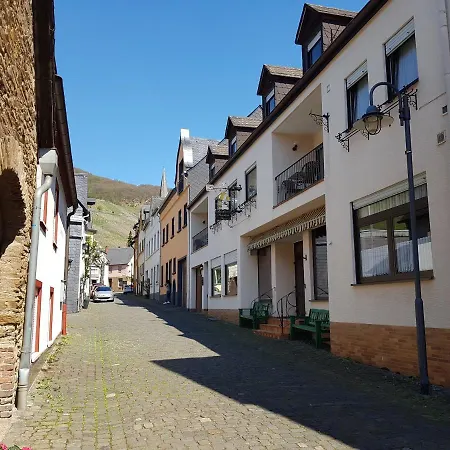 Bei Stenze Apartmán Senheim