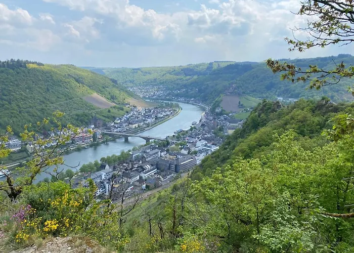 Bei Stenze Inklusive Kostenlosem Regionalem Nahverkehr Appartement Senheim